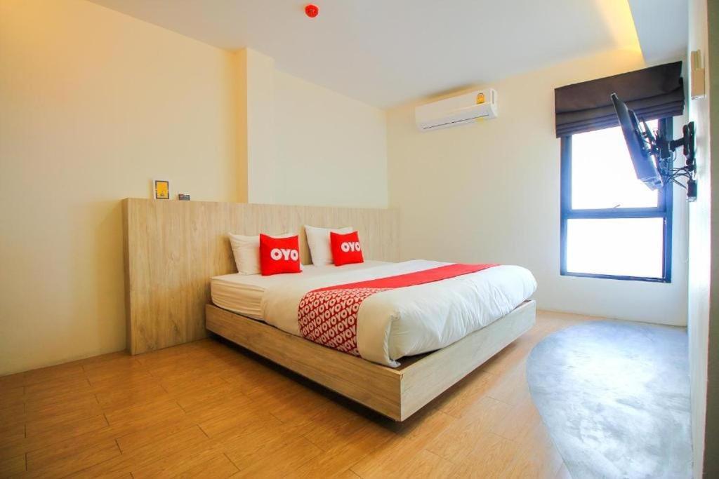 Oyo 75416 Rama3 Sunrise Hostel بانكوك المظهر الخارجي الصورة