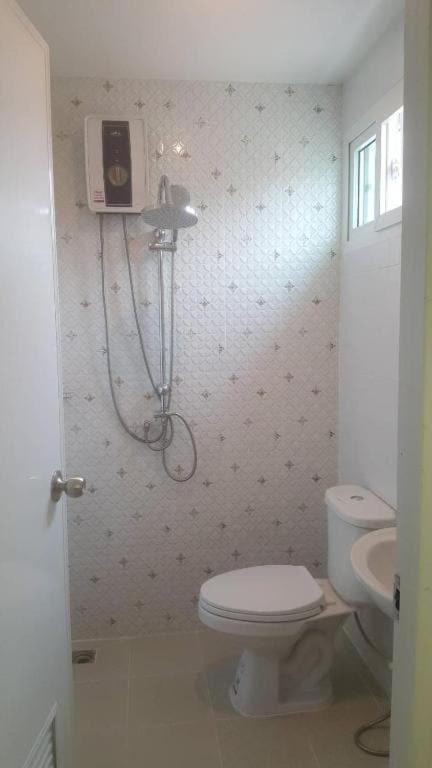 Oyo 75416 Rama3 Sunrise Hostel بانكوك المظهر الخارجي الصورة