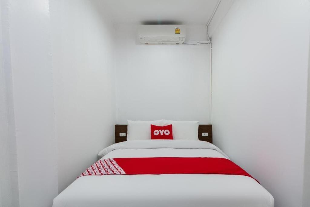 Oyo 75416 Rama3 Sunrise Hostel بانكوك المظهر الخارجي الصورة